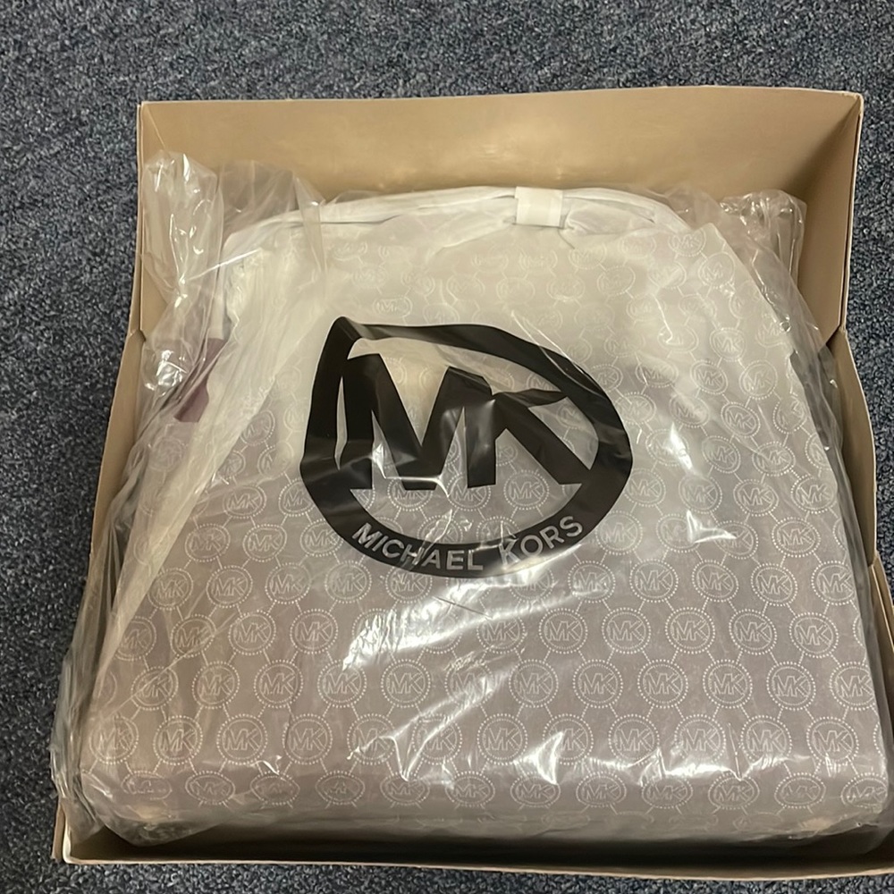 Michael kors brand new bag